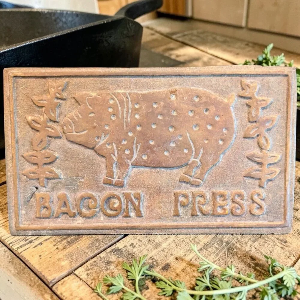 Bacon Press Cast Iron Pig Design Wood Handle Vtg Rustic Farmhouse Kitchen Tool